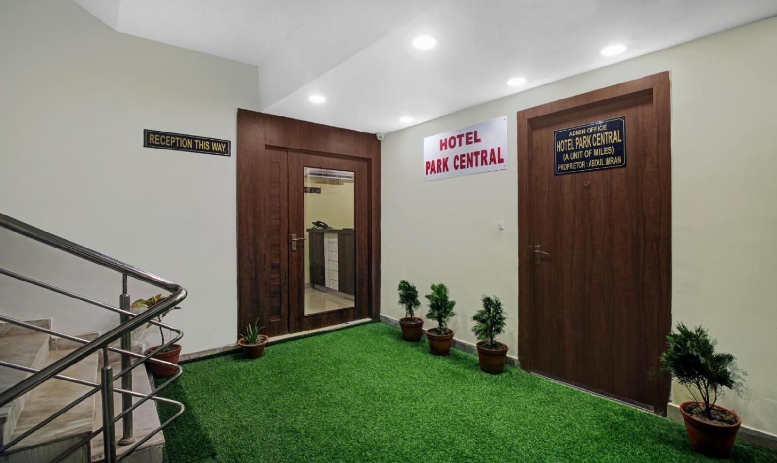 Hotel Park Central Kolkata Luaran gambar