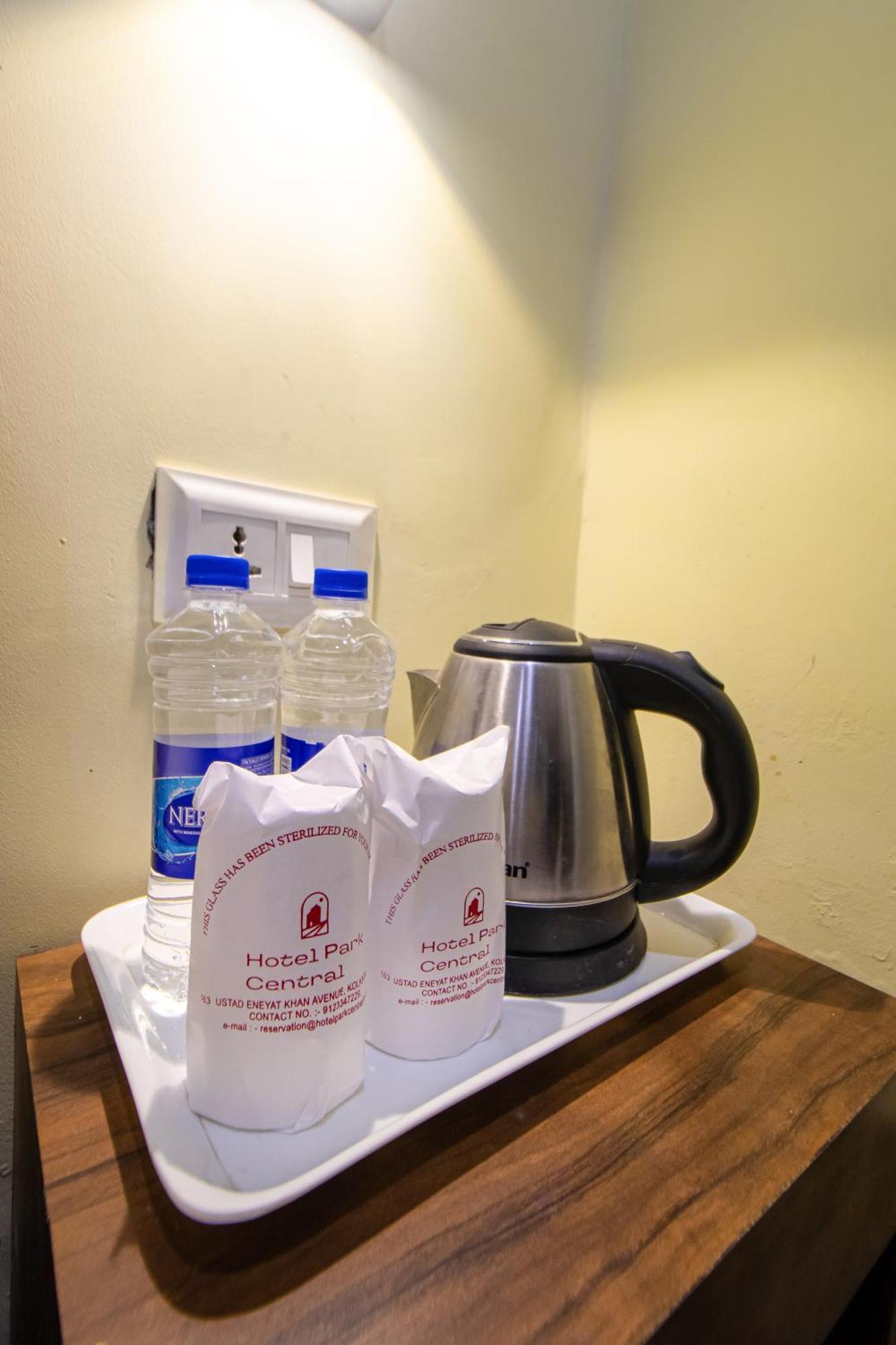 Hotel Park Central Kolkata Luaran gambar
